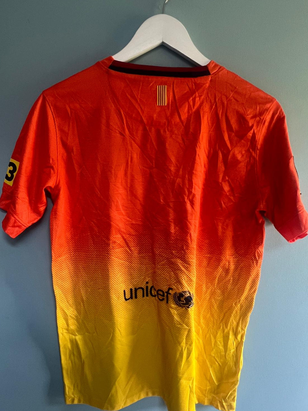 2011/2012 Barcelona Away Shirt Nike Small