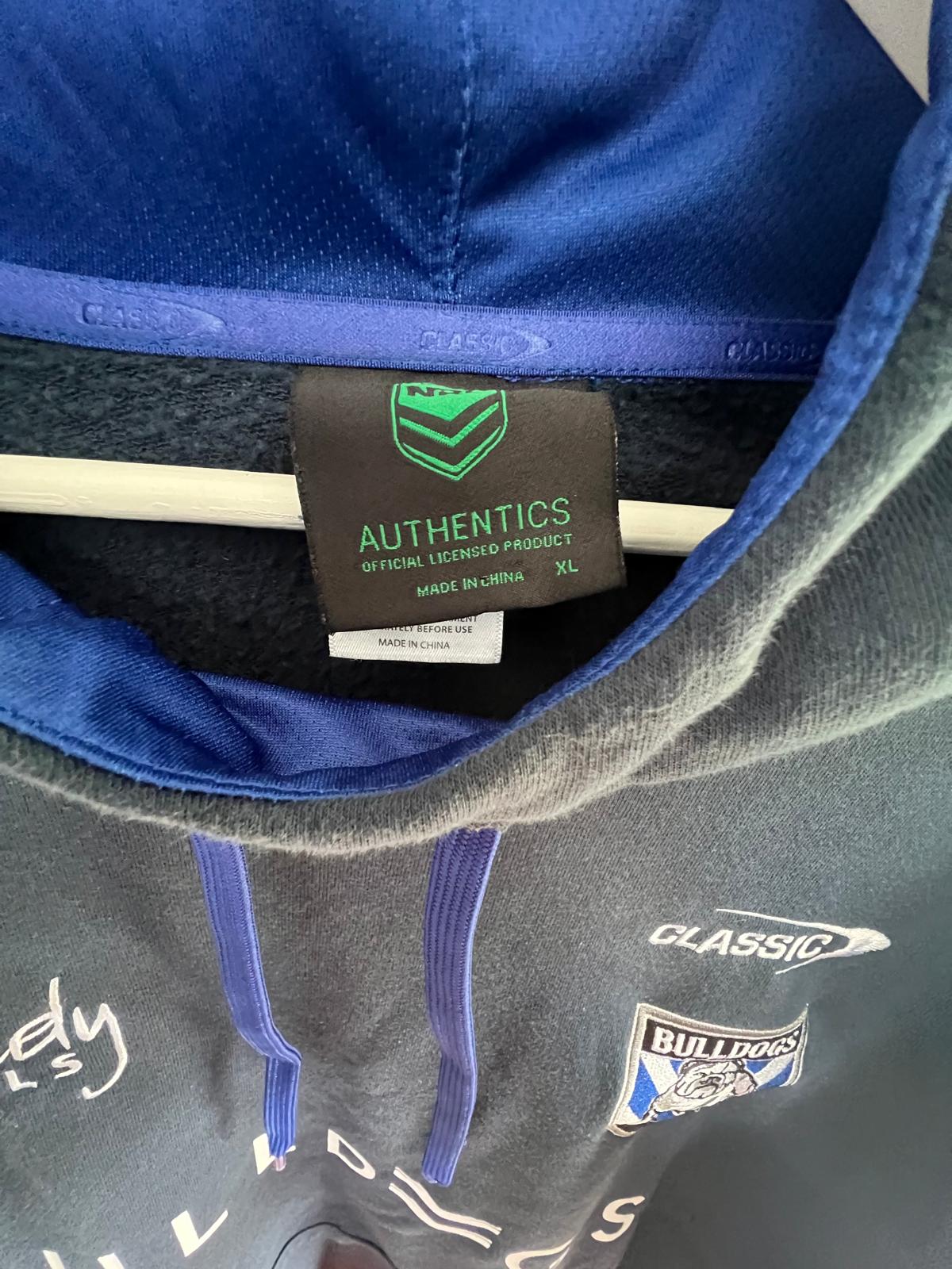 Official NRL Bulldogs XL Hoody New