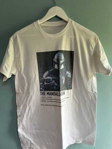 Star Wars The Mandalorian Fan Tee Shirt Large